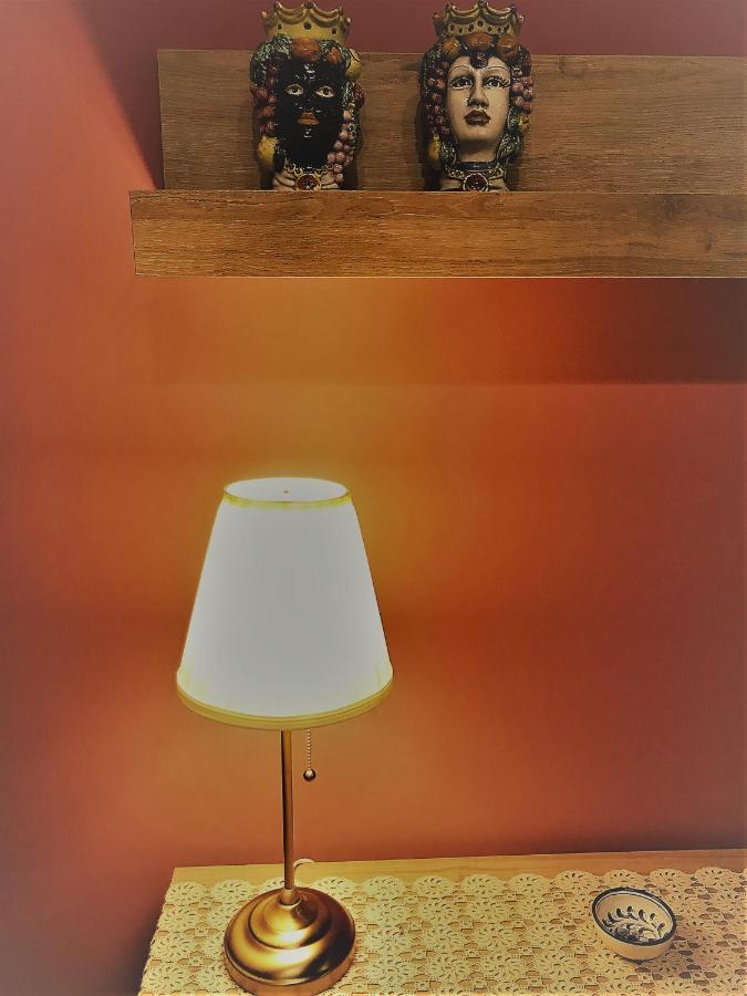 Dr House Apartment Catánia Buitenkant foto