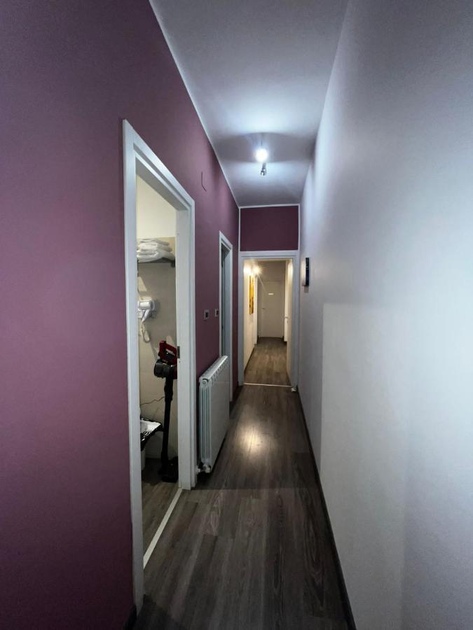 Dr House Apartment Catánia Buitenkant foto